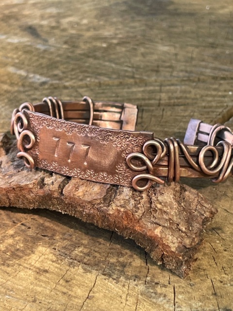 Amulet intuicji z czystej miedzi wire wrapping owijana drutem bransoleta liczby anielskie 777 prezent dla duszy